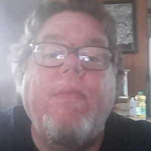 Meet your Posher, Larry